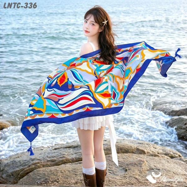 áo choàng họa tiết
